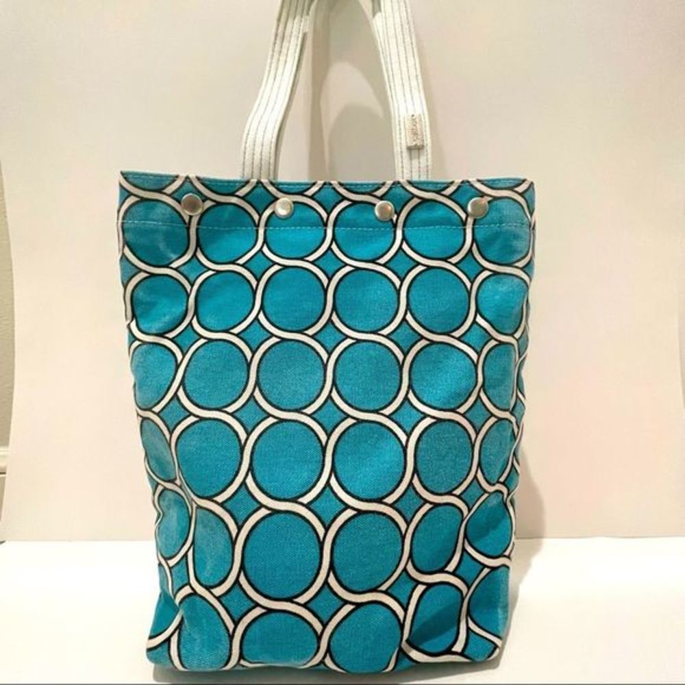 Saltbox Canvas tote - Picture 2 of 9